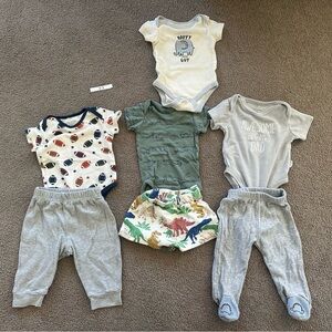 Baby Boy 0-3M Bundle – 5 Pieces | Onesies & Pant Sets